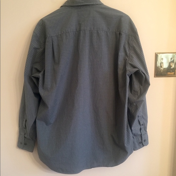 Men’s Nautica Shirt - Picture 5 of 7